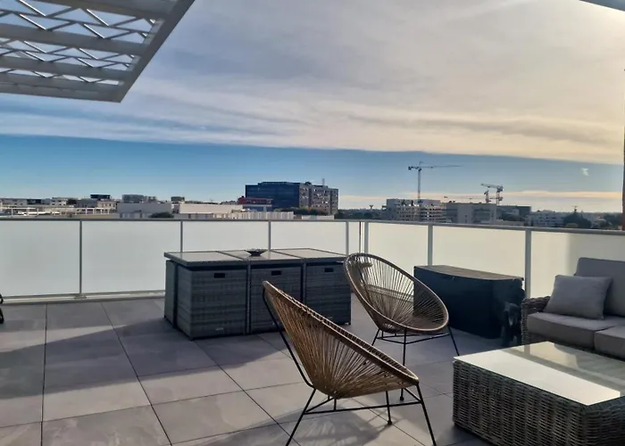 Toit-Terrasse Avec Vue Magnifique Sur Montpellier